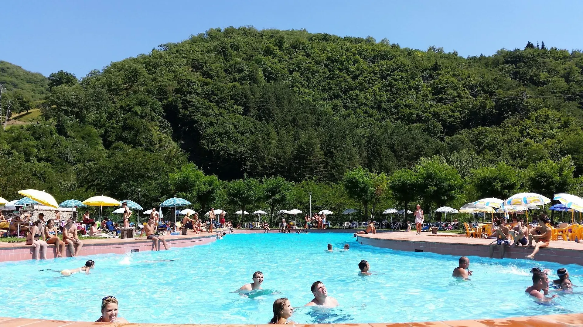 Hotel Marrani Ronta 3*,
